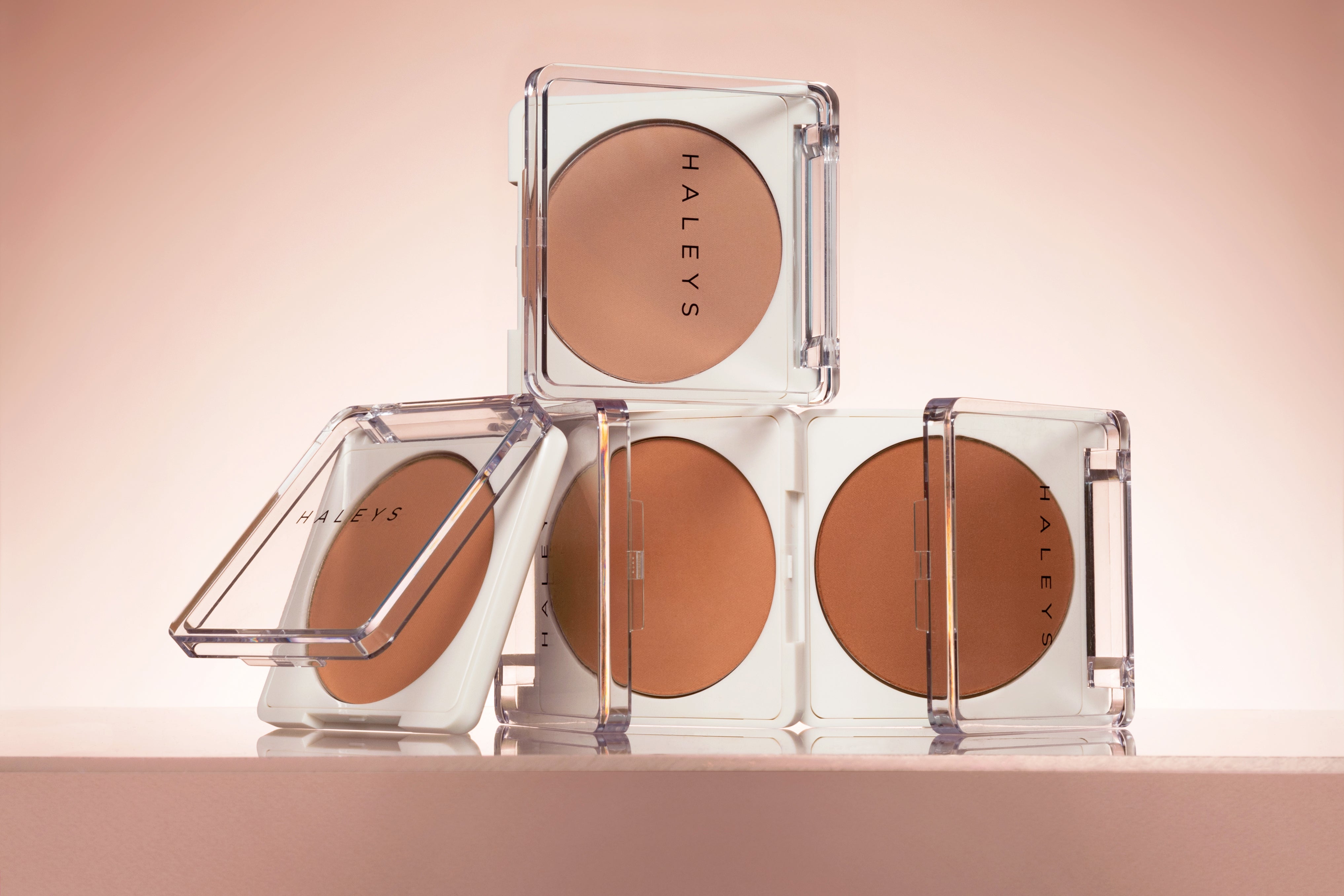 Meet Re-sculpt Smoothing Contour Powder