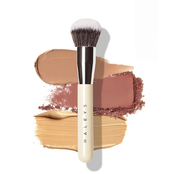 Kabuki Brush