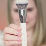 Kabuki Brush