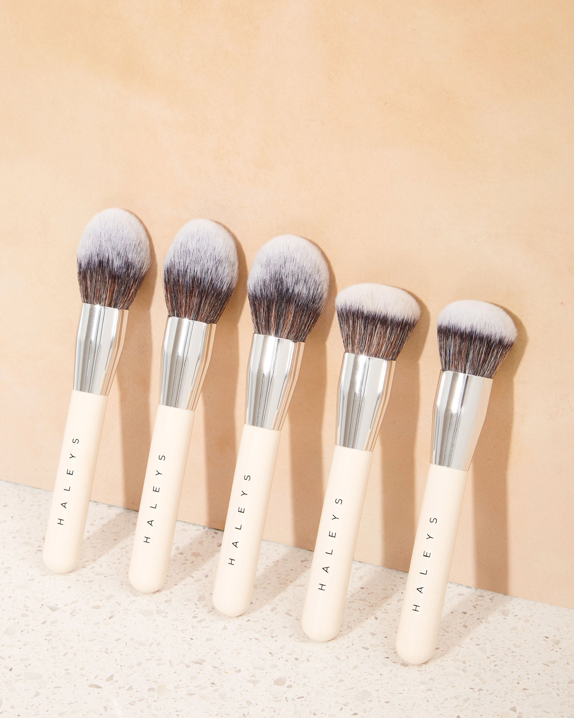 Kabuki Brush